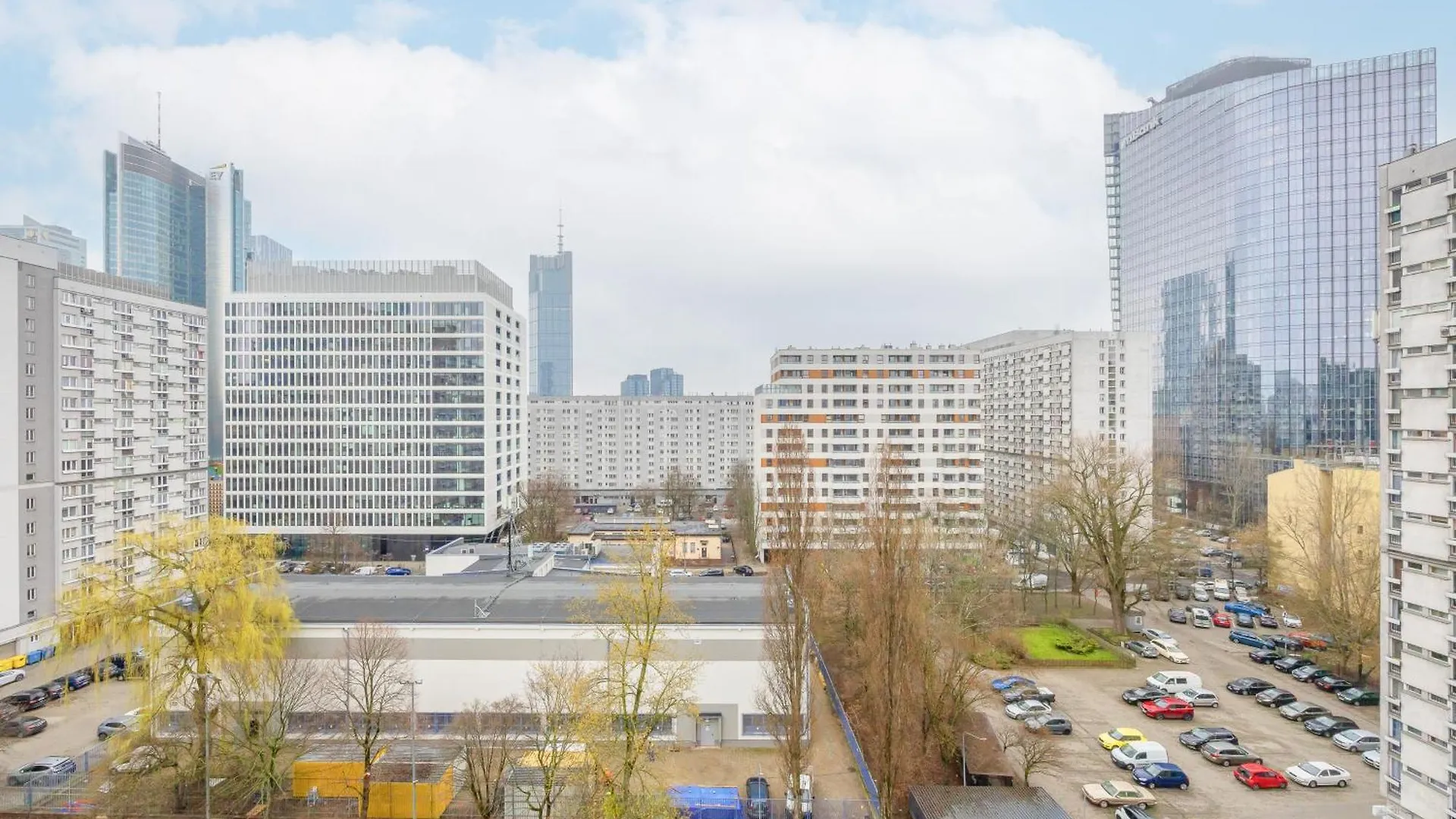 Lux Grzybowska Apartments With Parking By Renters Prestige Warsaw