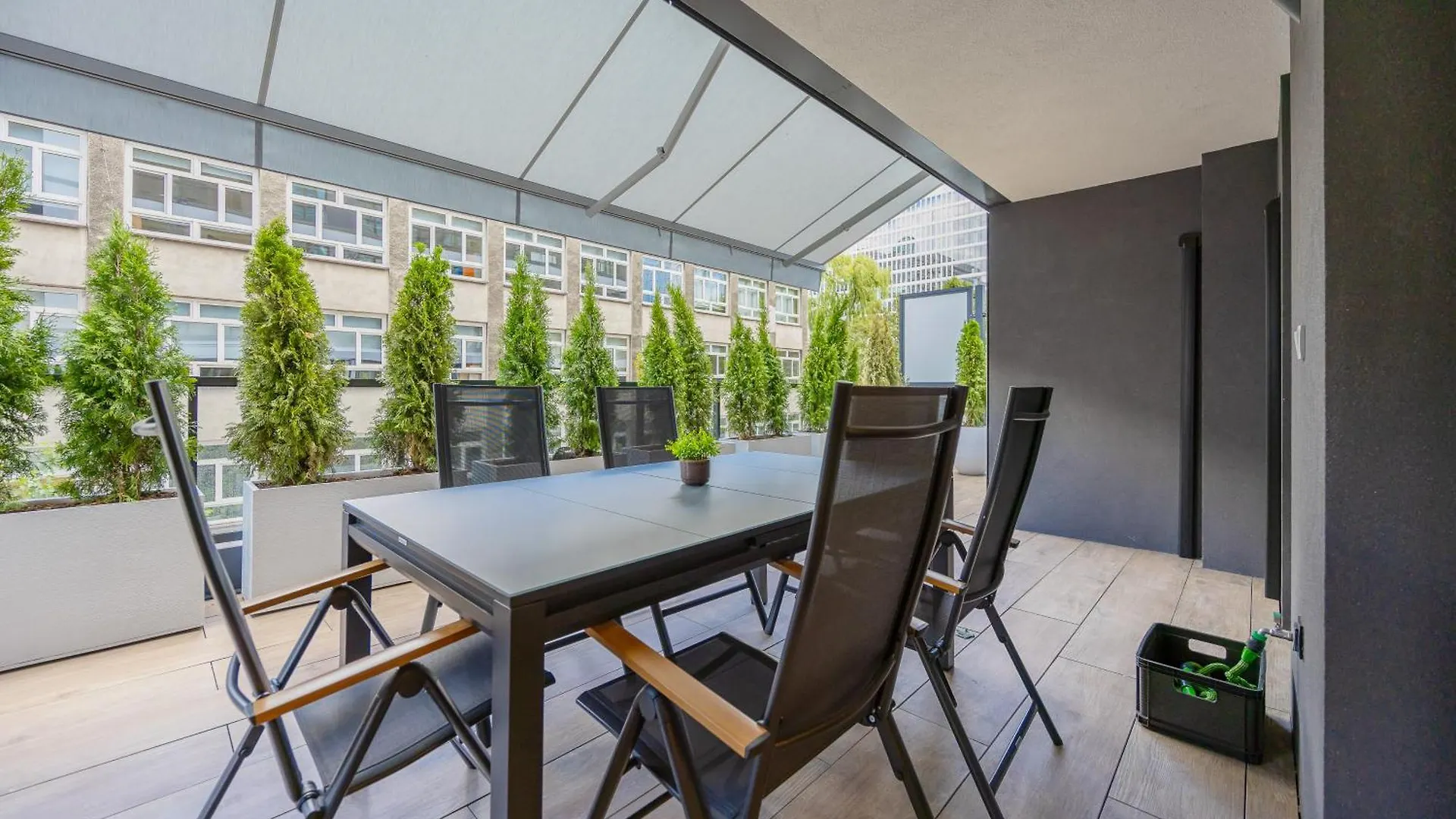 Lux Grzybowska Apartments With Parking By Renters Prestige Warszawa 0*,  Polska