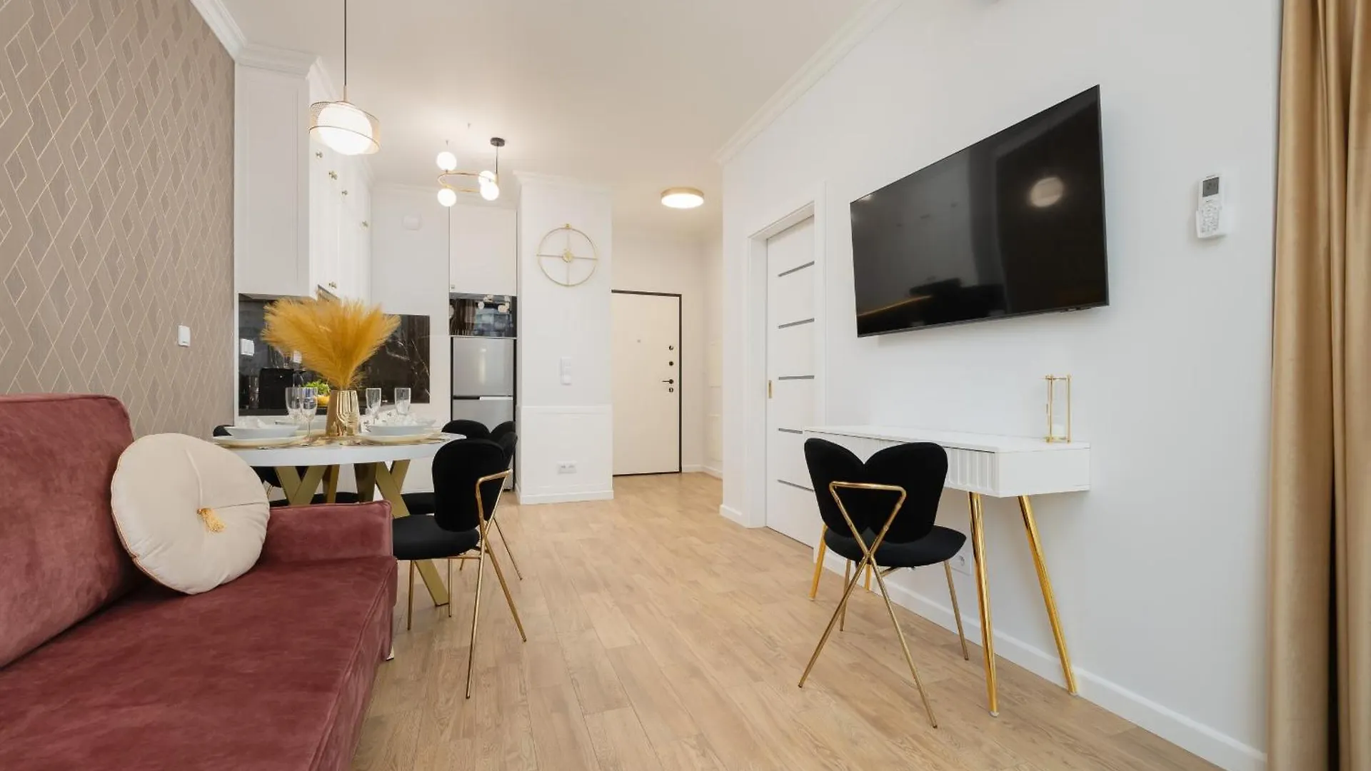 Lux Grzybowska Apartments With Parking By Renters Prestige Warsaw 0*,  Poland