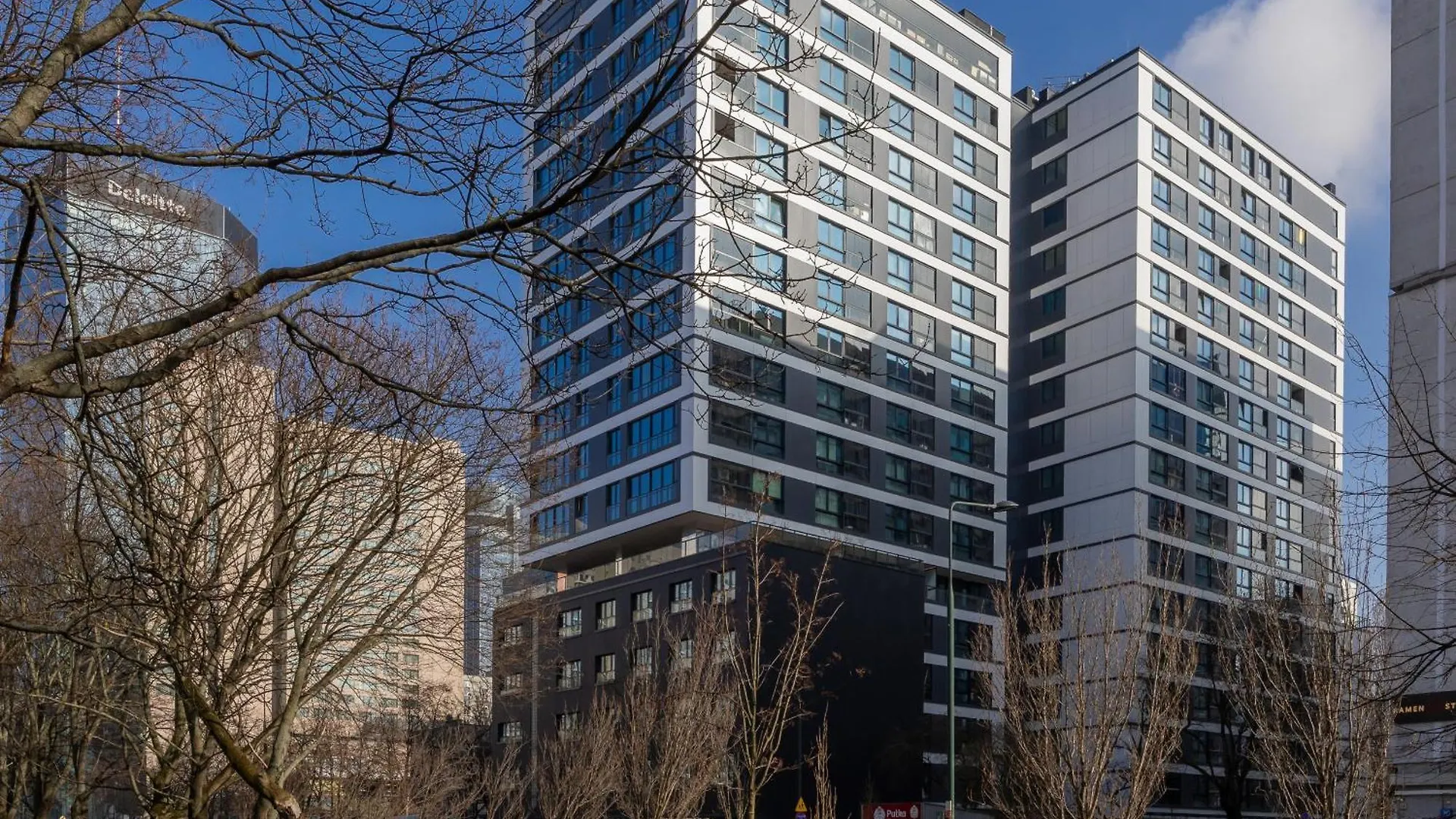 Lux Grzybowska Apartments With Parking By Renters Prestige Warsaw Poland