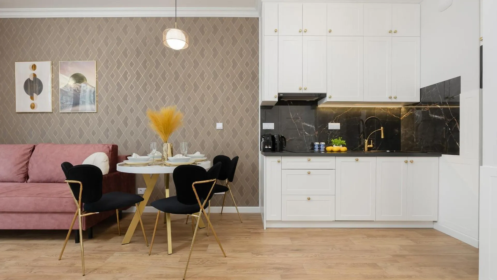 Lux Grzybowska Apartments With Parking By Renters Prestige Warsaw