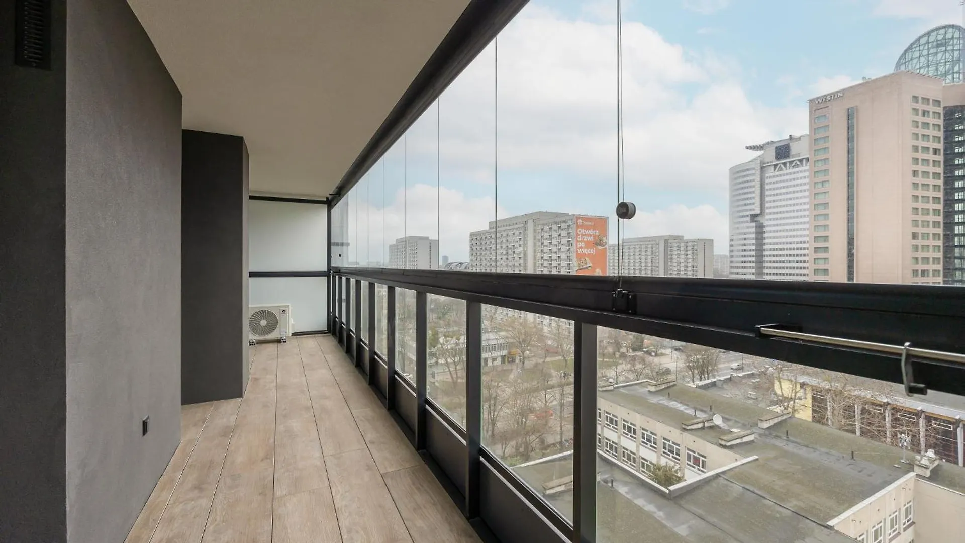 Lux Grzybowska Apartments With Parking By Renters Prestige Warsaw Poland