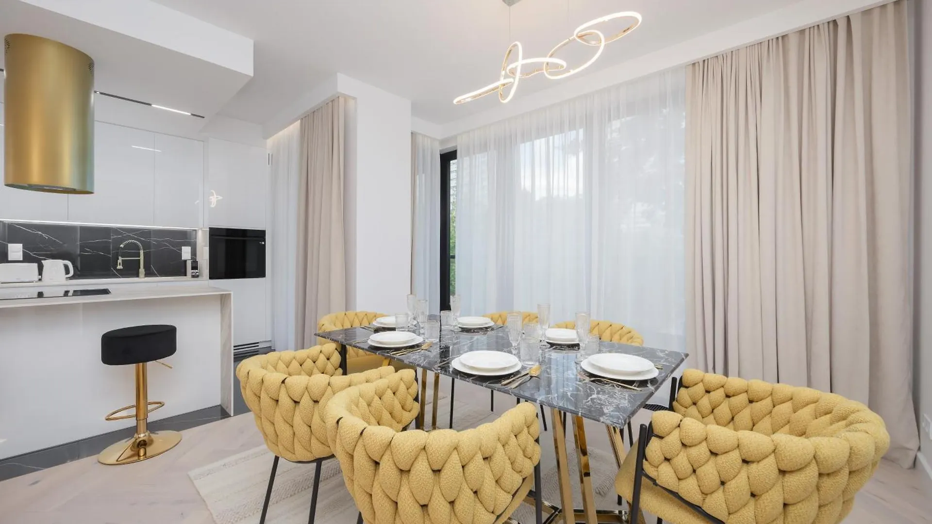Lux Grzybowska Apartments With Parking By Renters Prestige Warsaw