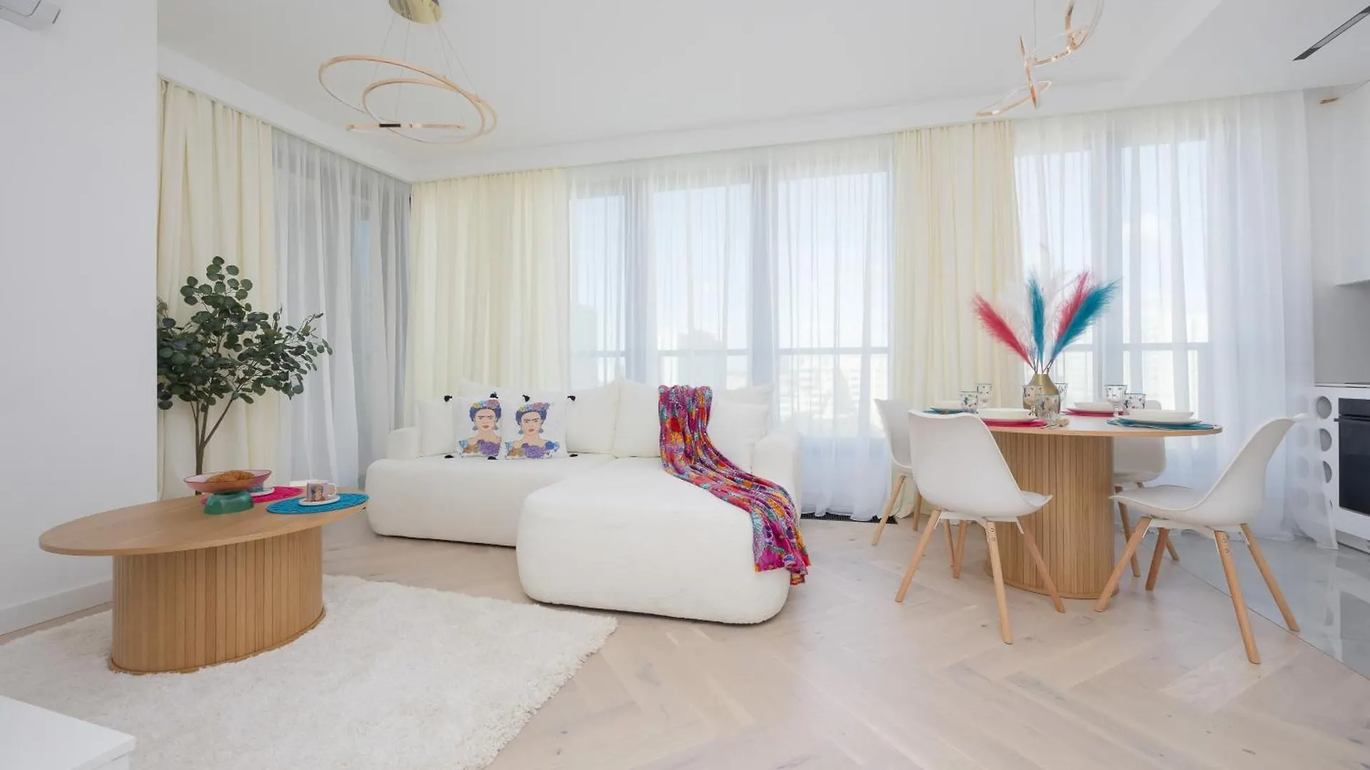 Lux Grzybowska Apartments With Parking By Renters Prestige Warsaw