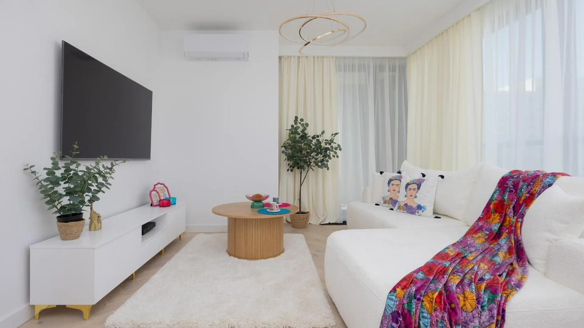 Lux Grzybowska Apartments With Parking By Renters Prestige Warsaw
