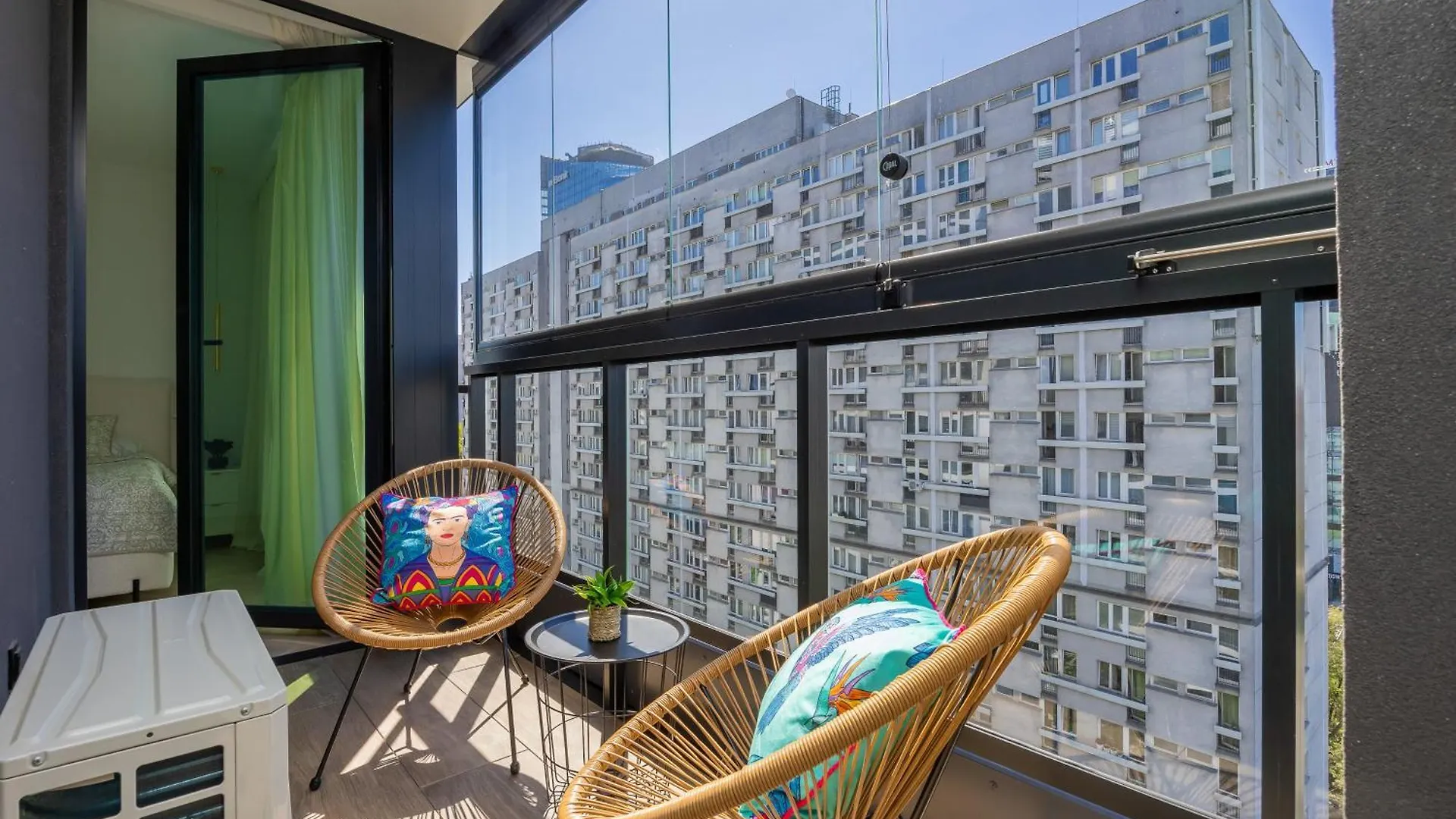 Lux Grzybowska Apartments With Parking By Renters Prestige Warsaw Poland